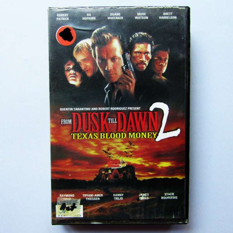 From Dusk Till Dawn 2 - Vampire Horror Movie VHS Tape (1999)