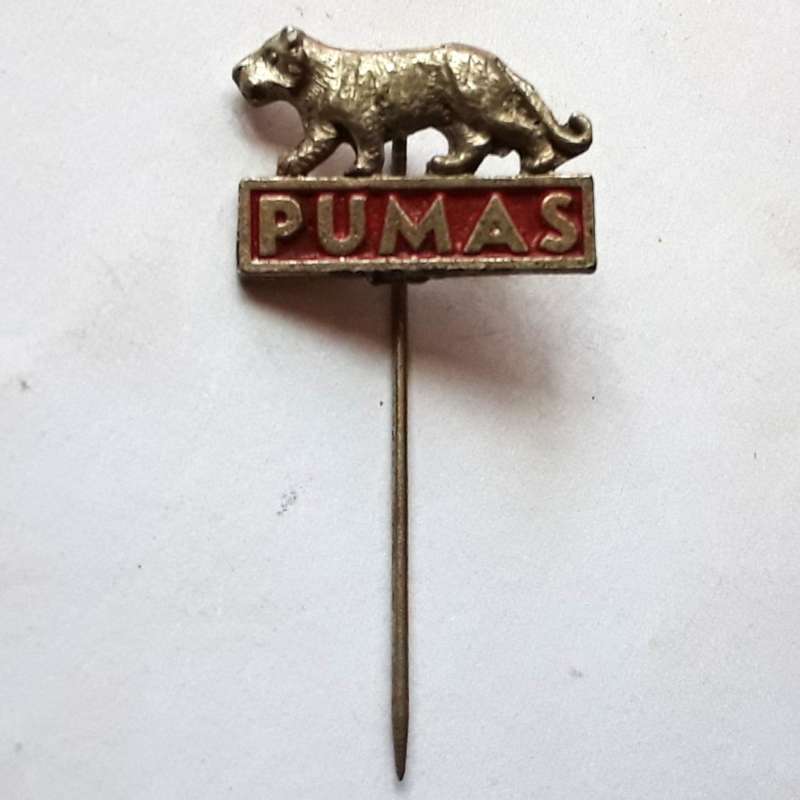 Old Pumas Rugby Lapel Pin Badge