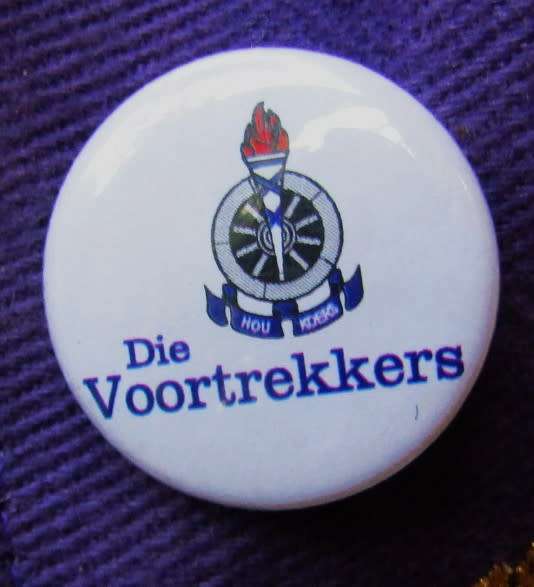 Voortrekkers Kamp Nakuphi Cap and Pin Badge