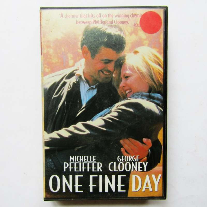 One Fine Day - Clooney and Pfeiffer - Movie VHS Tape (1997)