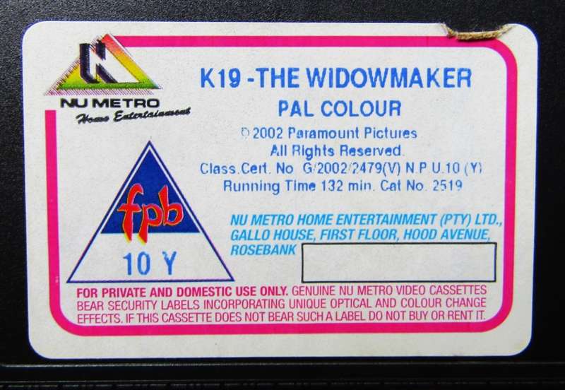 K-19: The Widowmaker - Harrison Ford - Movie VHS Tape (1999)