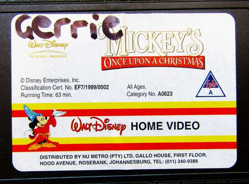 Mickey`s Once Upon a Christmas - Walt Disney VHS Tape (1999)