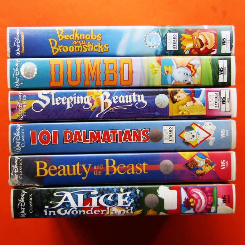 Lot of 6 Walt Disney Classics - VHS Video Tapes