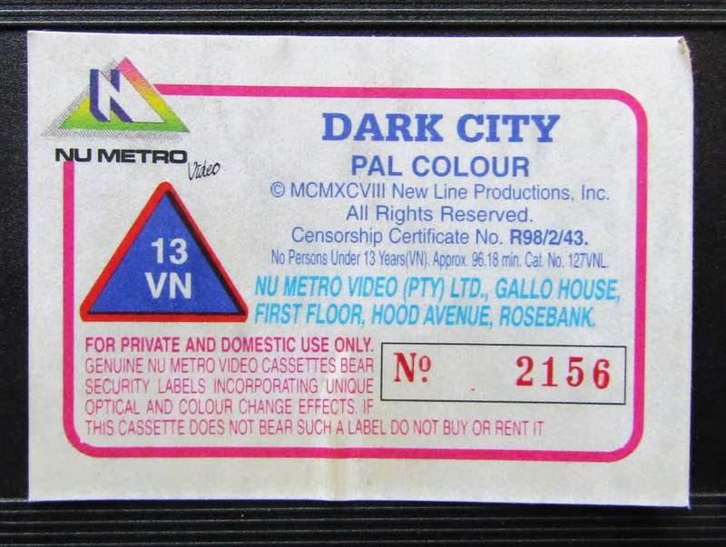 Dark City - Kiefer Sutherland - Movie VHS Tape (1998)
