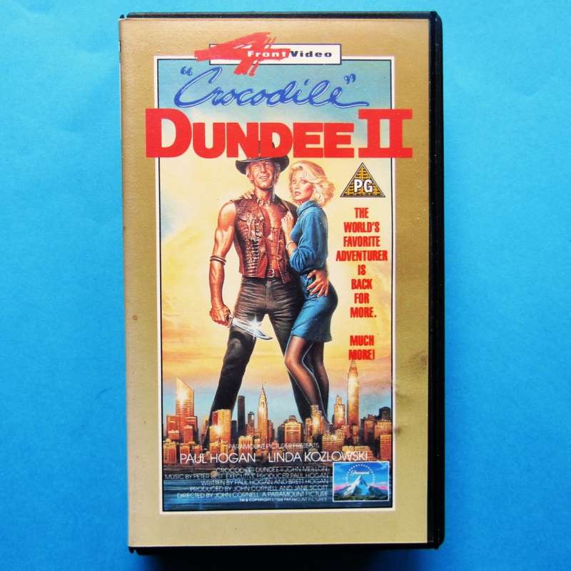 Crocodile Dundee II - Paul Hogan - Movie VHS Tape