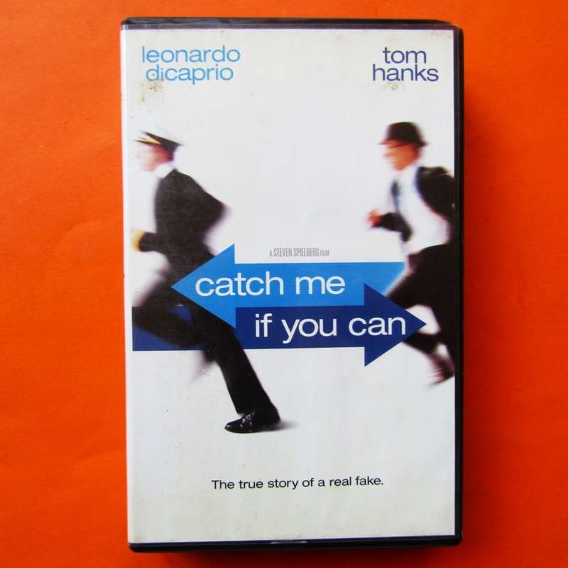 Catch Me If You Can - Tom Hanks - Movie VHS Tape (2003)