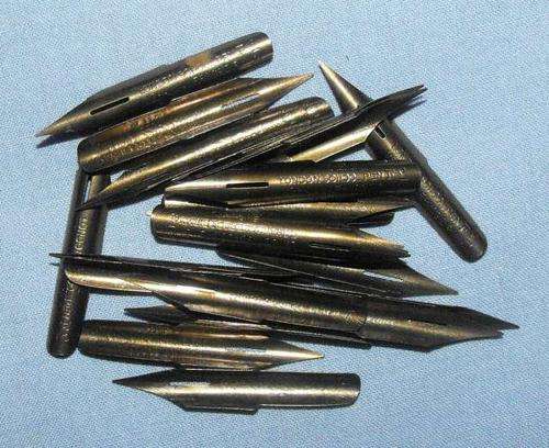 24 OLD C BRANDAUER THE LONDON SCHOOL NO 182 INK PEN NIBS