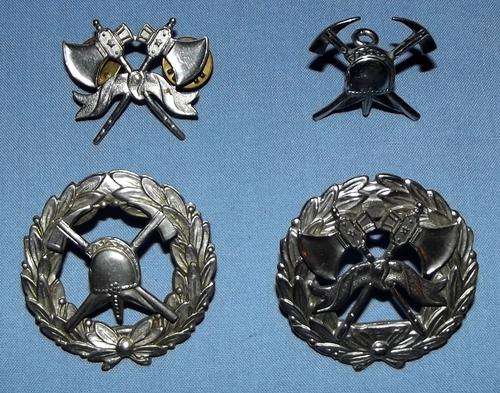 4 Old South African Fire Services Cap + Collar Badges