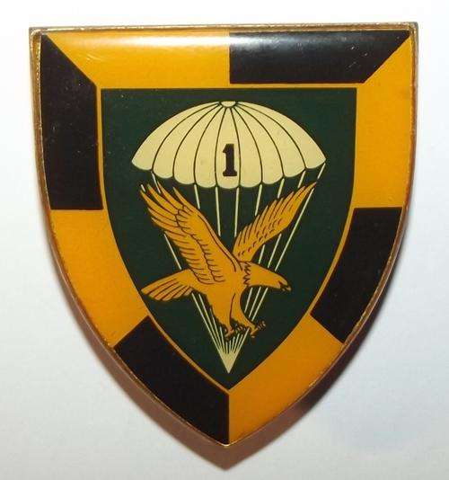 SADF 1 Parachute Battalion Yellow 1st Issue Metal Shoulder Flash