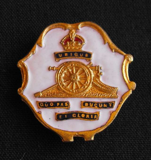WW1 BRITISH ARTILLERY SWEETHEART BADGE