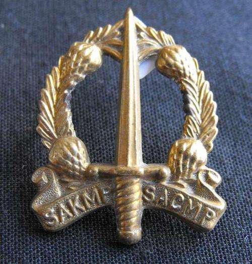 SA CORPS OF MILITARY POLICE METAL COLLAR BADGE