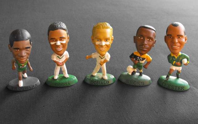 LOT OF 5 SA SPORTING PLAYER FIGURINES