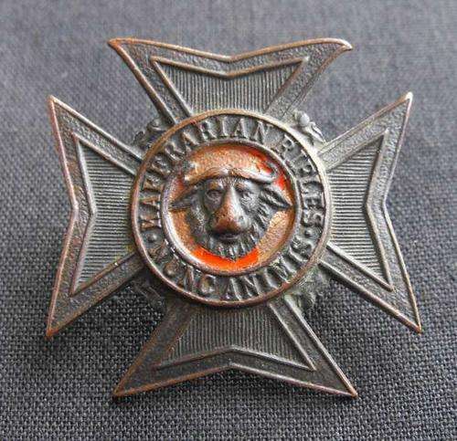 SA KAFFRARIAN RIFLES METAL CAP BADGE