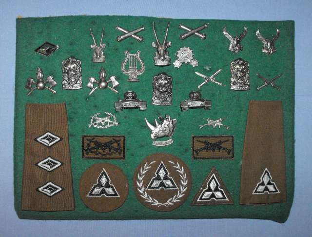 COLLECTION OF 28 SOUTH WEST AFRICA BUSH WAR BADGES