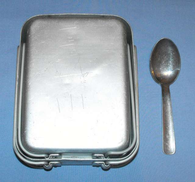 SADF ARMY 1966 METAL DIXIE TIN + SPOON