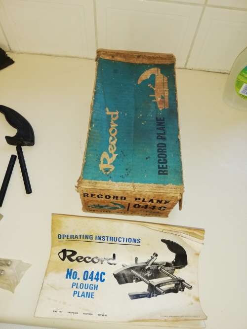 Record 044c in original box