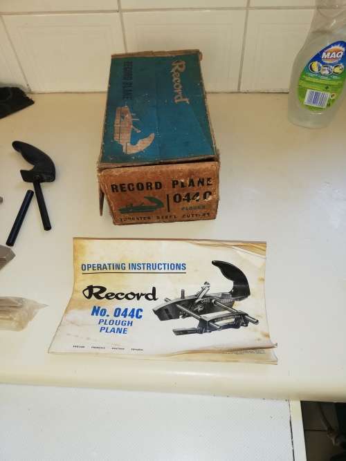 Record 044c in original box