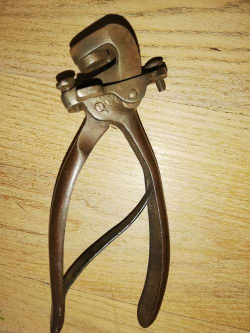 Disston sawset