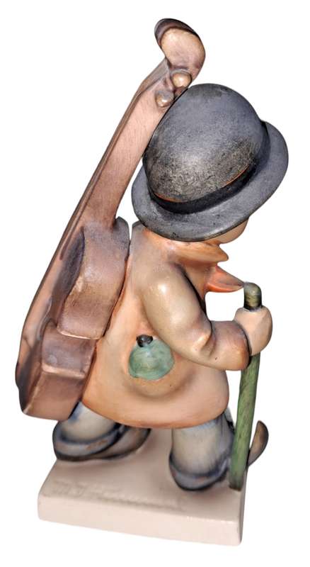 Goebel Hummel `Little Cellist` 89/1 TMK3 Eyes Open