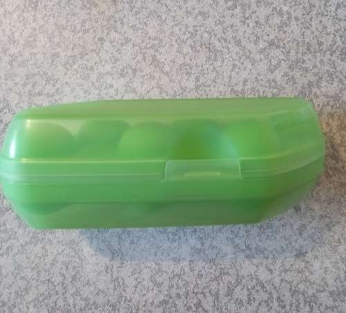 Tupperware Egg Storer/Keeper/Carrier-Rare Find-Ideal for Party or Camping