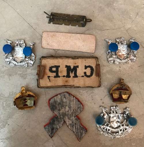 Mixed Lot of Badges-