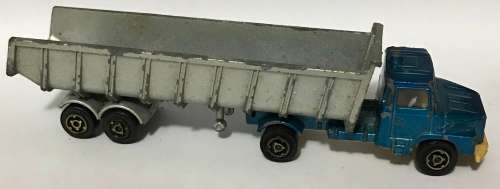 MAJORETTE 377 SCANIA TRUCK + SAND TRAILER