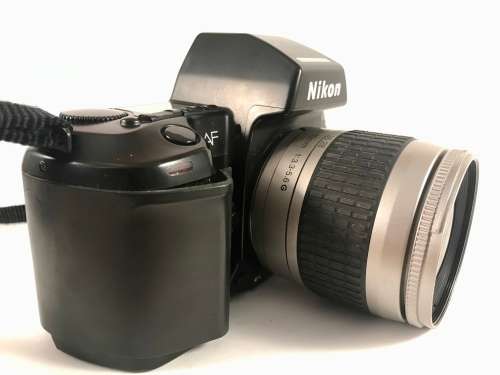 Nikon F-801 with Nikon AF Nikkor 28-80mm 1:3.3-5.6 G NOT WORKING WITH BOOK