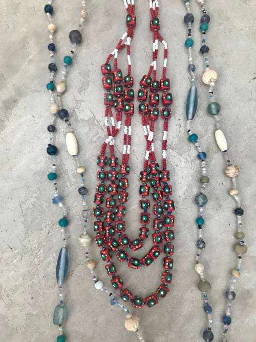 2 x Stunning Vintage Necklaces