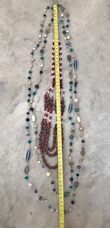 2 x Stunning Vintage Necklaces
