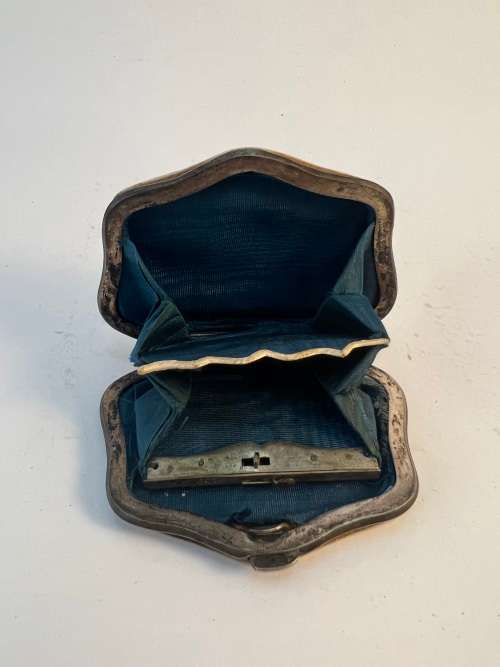 Brevete France Ivorine and Silk Coin Purse