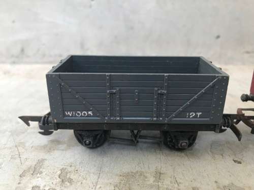 Triang 4 Different Wagons
