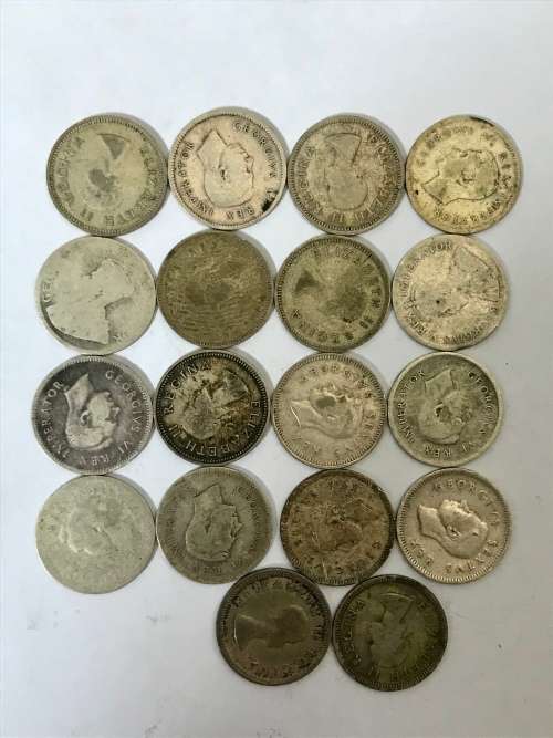 S A UNION SILVER 3D THREEPENCE (LOT OF 18)