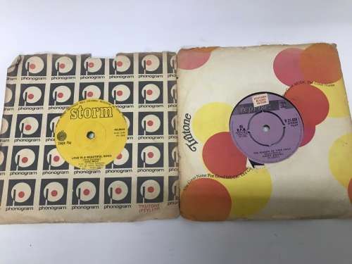 Lot of 7 Singles