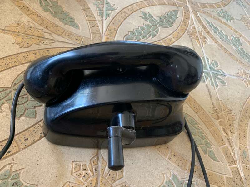 VINTAGE SIEMENS HAND CRANK TELEPHONE