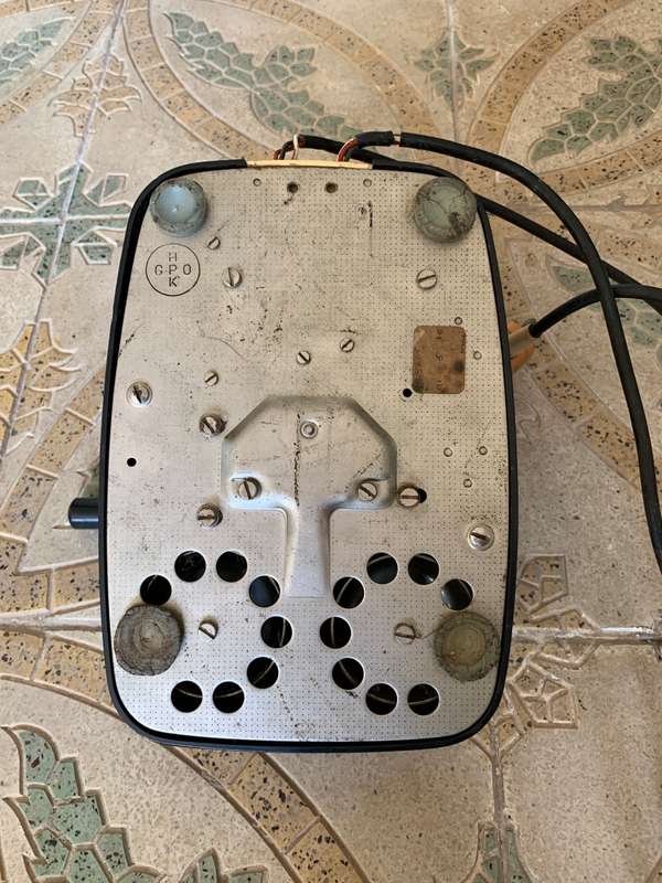 VINTAGE SIEMENS HAND CRANK TELEPHONE