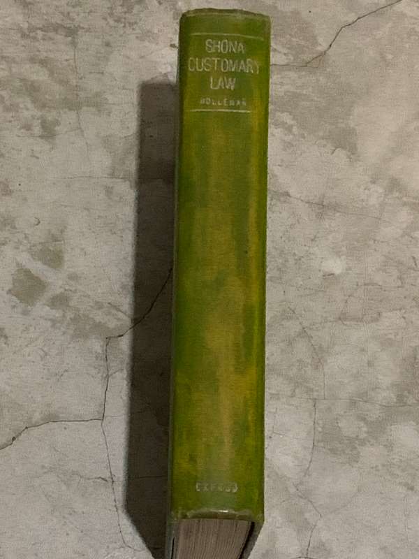 Shona customary law by J.F Holleman