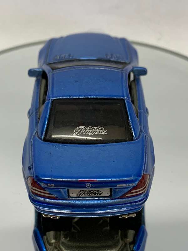 Maisto Playerz Luxury Diecast Collection 1:64 Blue Mercedes-Benz SL 55 AMG