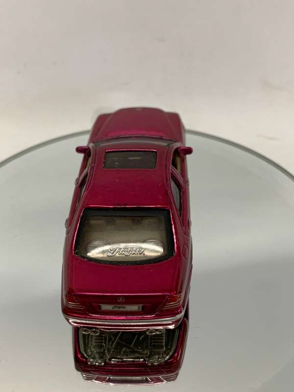 Maisto Playerz Diecast Model Car Mercedes Benz S Class 1/64 scale