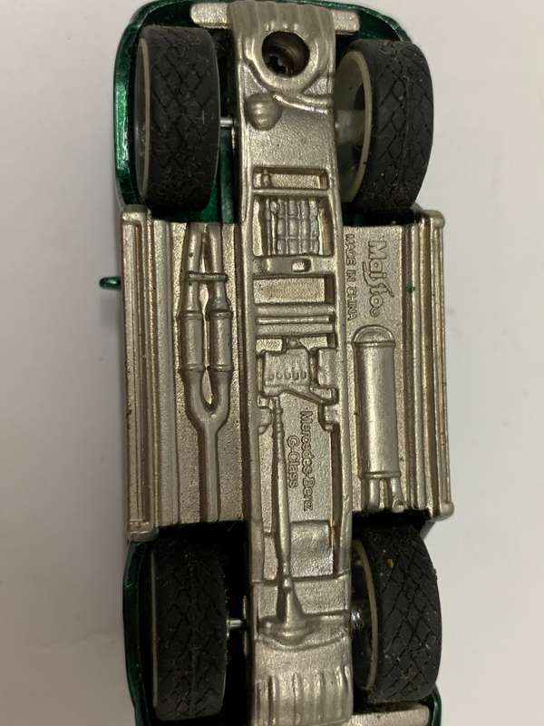 Maisto Playerz Mercedes Benz G Class Die Cast Collectible