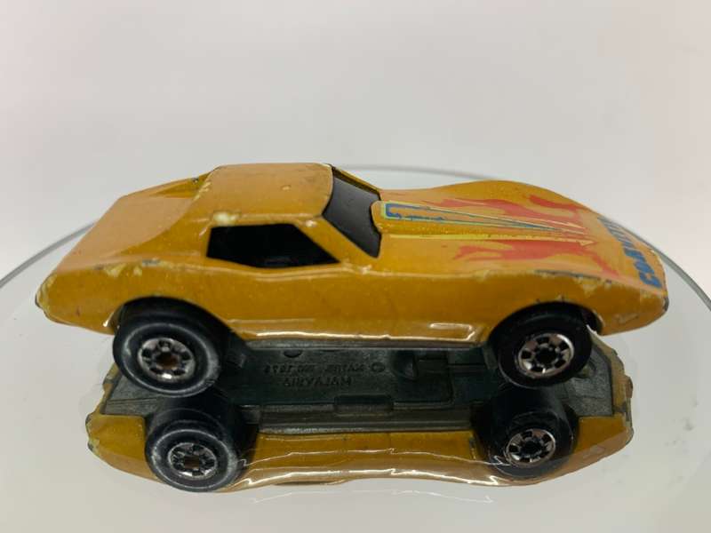 1975 Hot Wheels Corvette Yellow Orange Metal Flake Hot Rod Flames Malaysia
