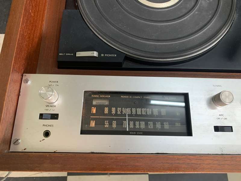 Mid Century Pioneer C-6000 Compact Turntable/Tuner