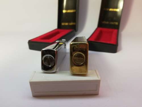 Ruslite x 2 Vintage Retro Gas Flint Lighters
