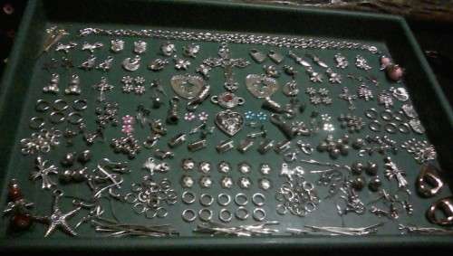 Metal mix...bidding on 95pkts for all on photo