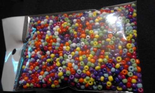 1700+Glass beads(1300 pearl&opaque)..(400+fancy beads,crystals)..pls see description
