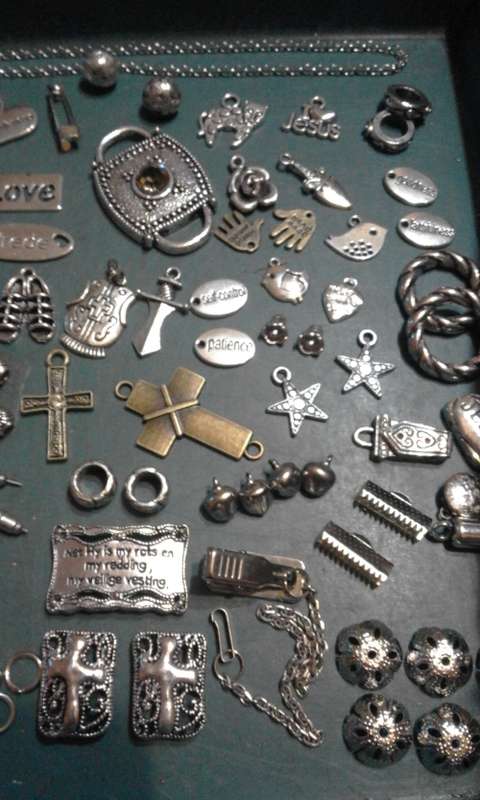 Assorted Silver metal mix...first bid r100...all on photo..great value