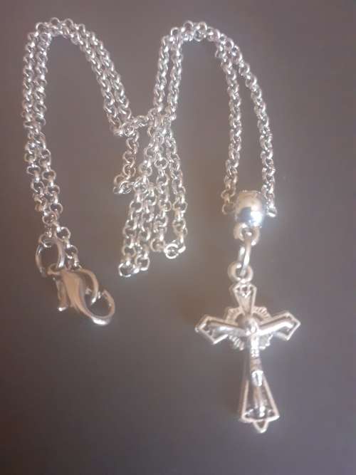 Antique tibetan silver necklace 50cm in lenght..cross