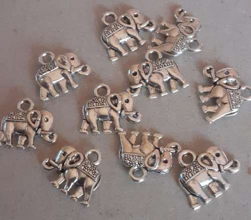 Elephant charms(10)