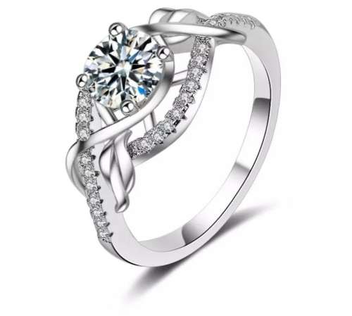 Awesome s925 engagement ring size size 8 available