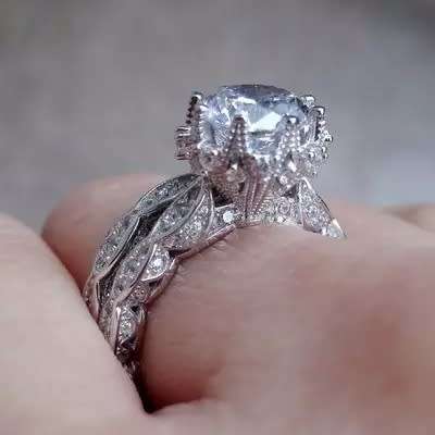 Awesome s925 wedding set size 8 available