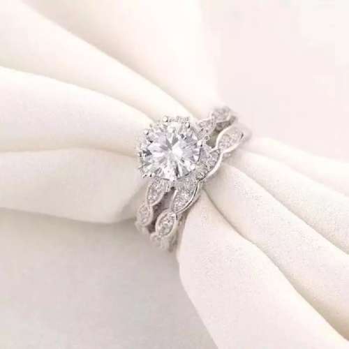 Awesome s925 wedding set size 8 available